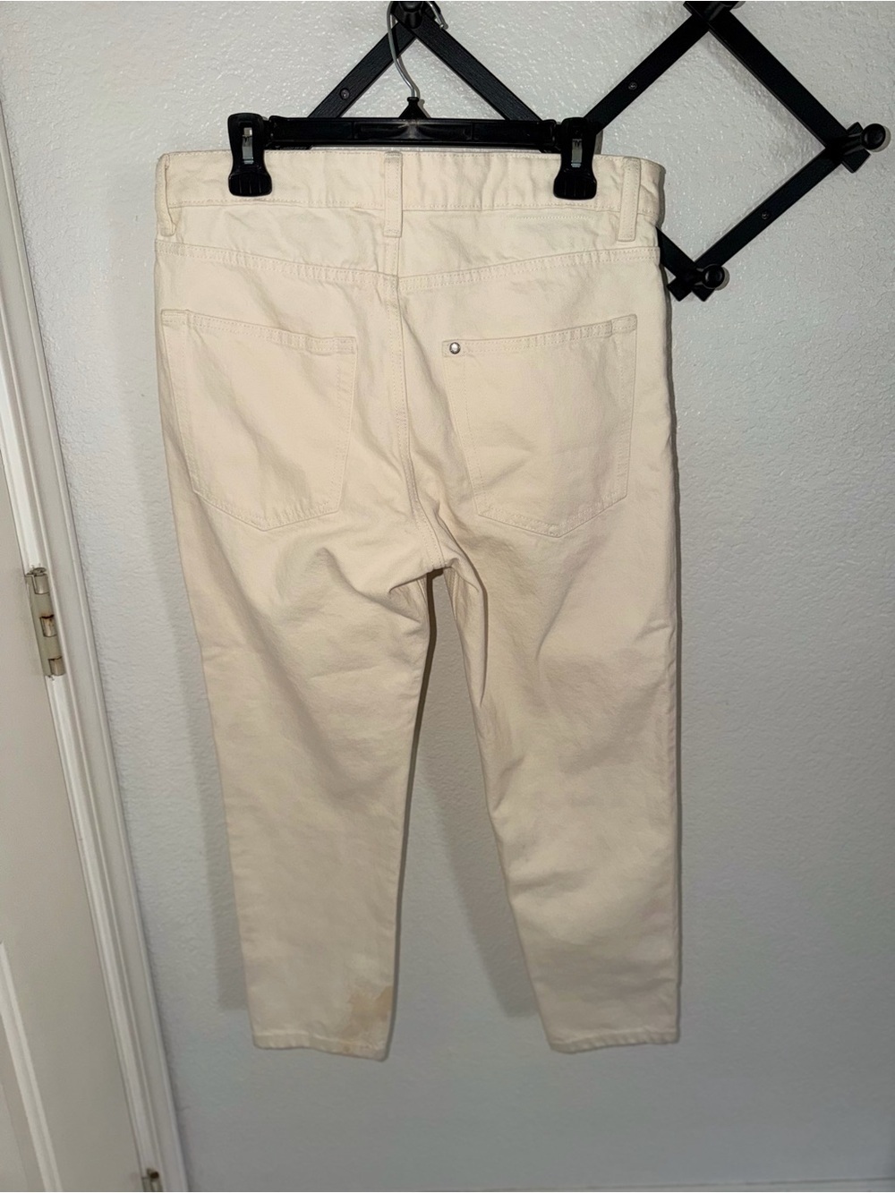 H&M &Denim Regular Tapered Cropped Standard Coupe Fuselee 3/4 Jeans 32 - Picture 3 of 4